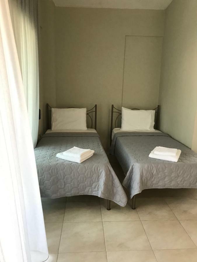 Il Mondo Apartments ستافروس المظهر الخارجي الصورة
